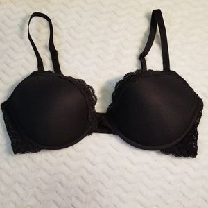 Black Natori Bra 36c Underwire
